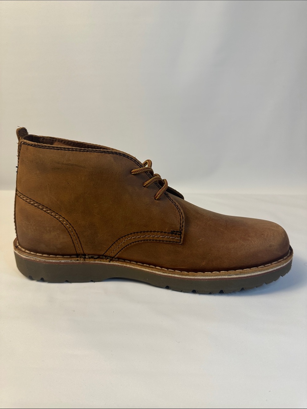 Men's Brown Leather Clarks Collection Boot - Classic Casual Lace-Up